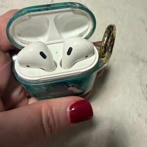 Apple Airpods Gen 1 with Sonix Case